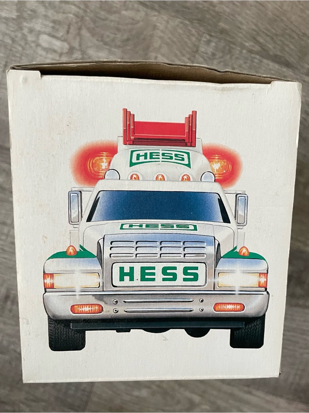 NIB 1994 Hess Rescue Truck